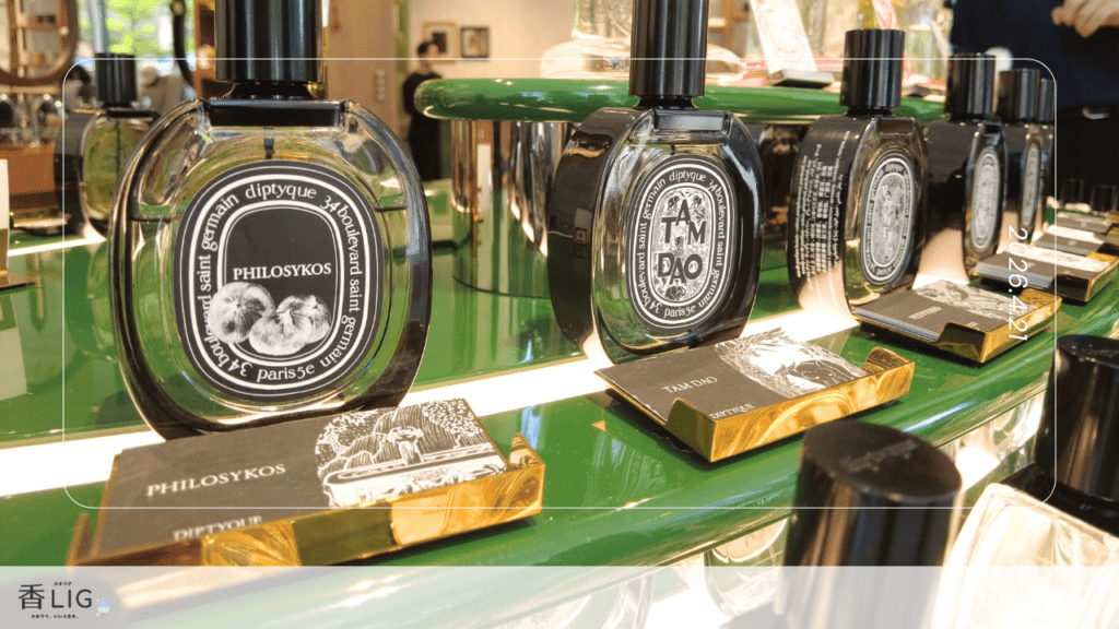 ディップティック福岡店のイケメンに、素人がゼロ知識で人気な香水を聞いてきた。 香水画像 11